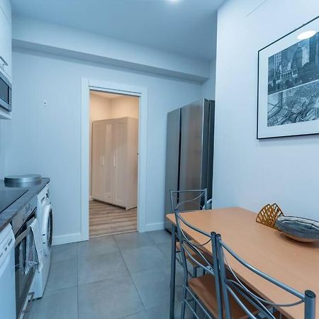 Valdecilla Center Apartment Santander Eksteriør bilde